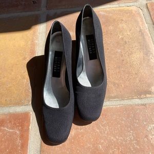 Stuart Weitzman “Mary” Black Peau de soie 6.5B